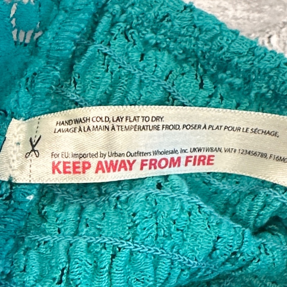 Free People Sz Medium Turquoise Lace Bralette - Picture 3 of 7